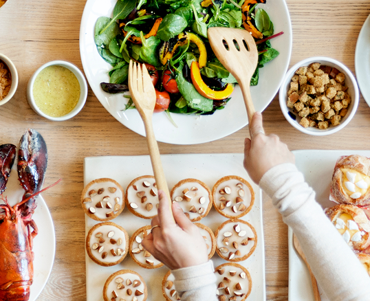 Таблетки, драже или капсулы: в какой форме принимать ферменты, чтобы поддержать пищеварение?